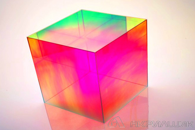Plexiglas Radiant - весь спектр цветов